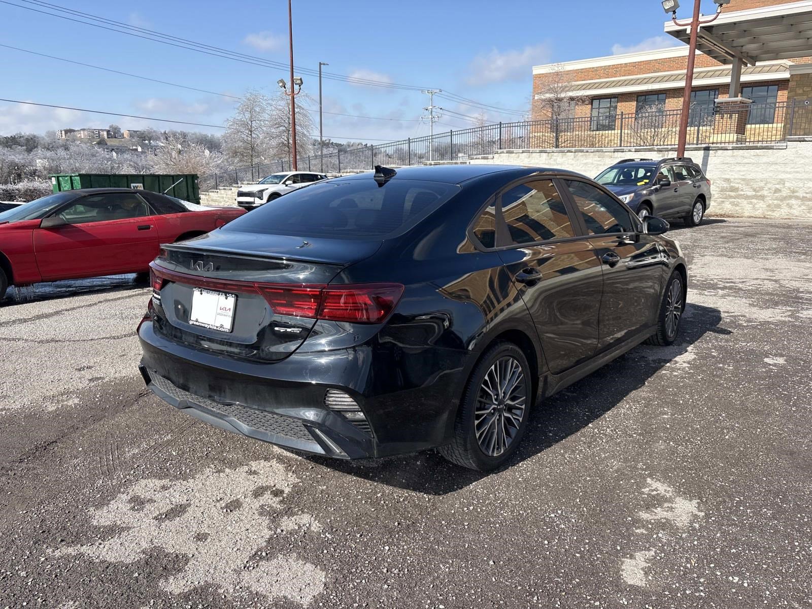 Used 2023 Kia Forte GT-Line w/ GT-Line Technology Package image 7