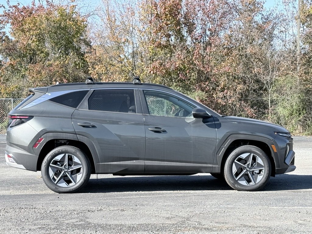New 2025 Hyundai Tucson SEL image 9