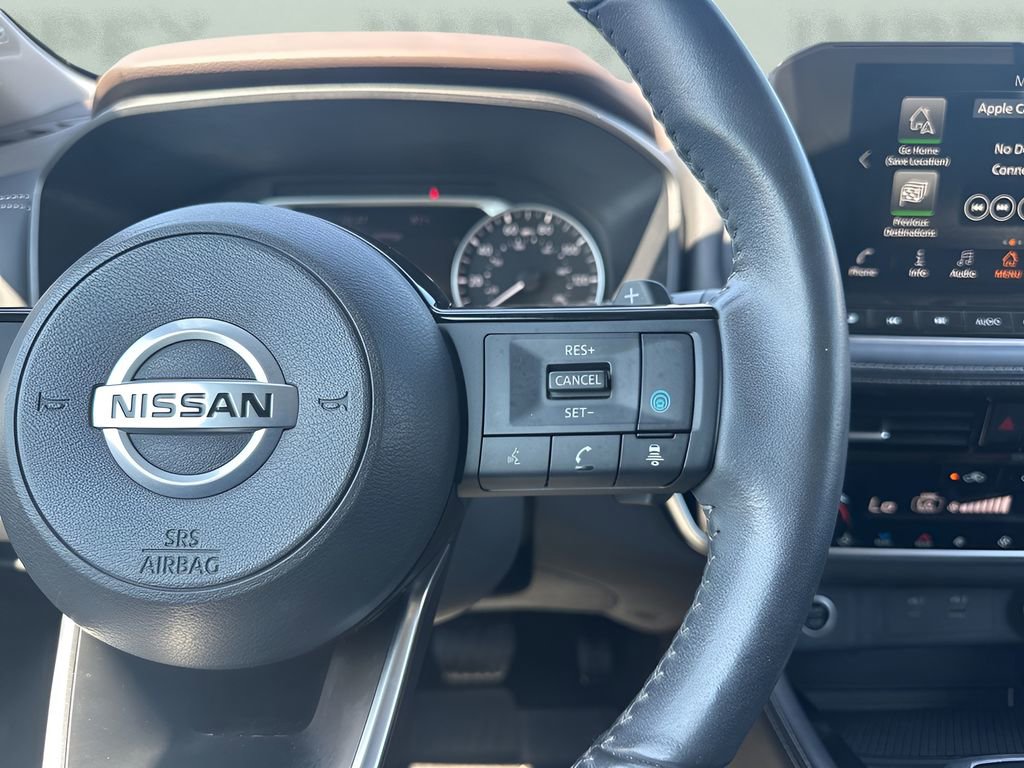 Used 2021 Nissan Rogue SL w/ Premium Package image 17