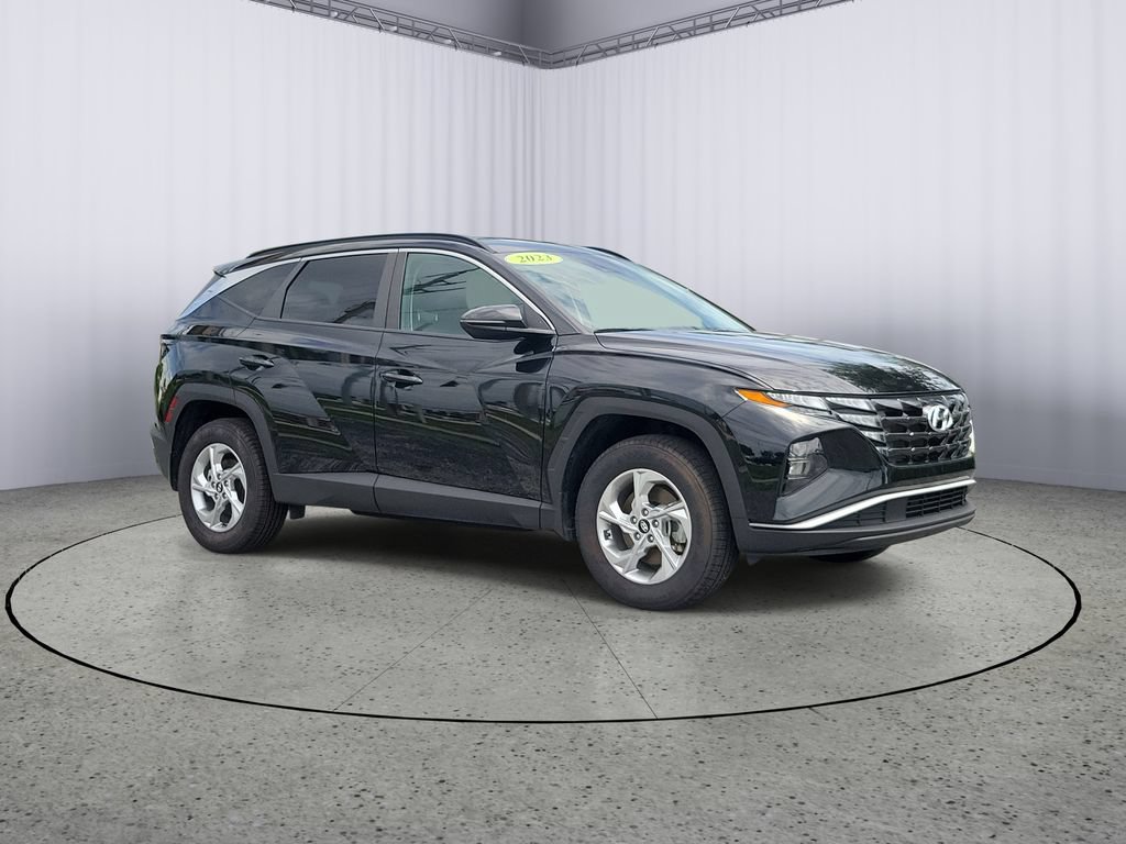 Used 2023 Hyundai Tucson SEL AWD/4WD image 2