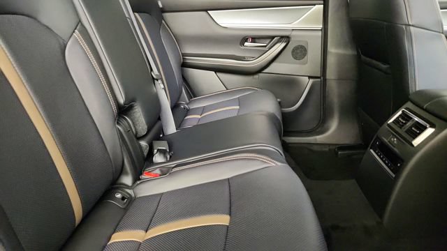 New 2026 MAZDA CX-90 Plug-In Hybrid w/ Premium Plus AWD/4WD image 34