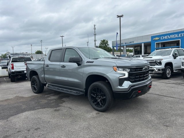 New 2025 Chevrolet Silverado 1500 LT Trail Boss w/ LPO, Dark Essentials Package