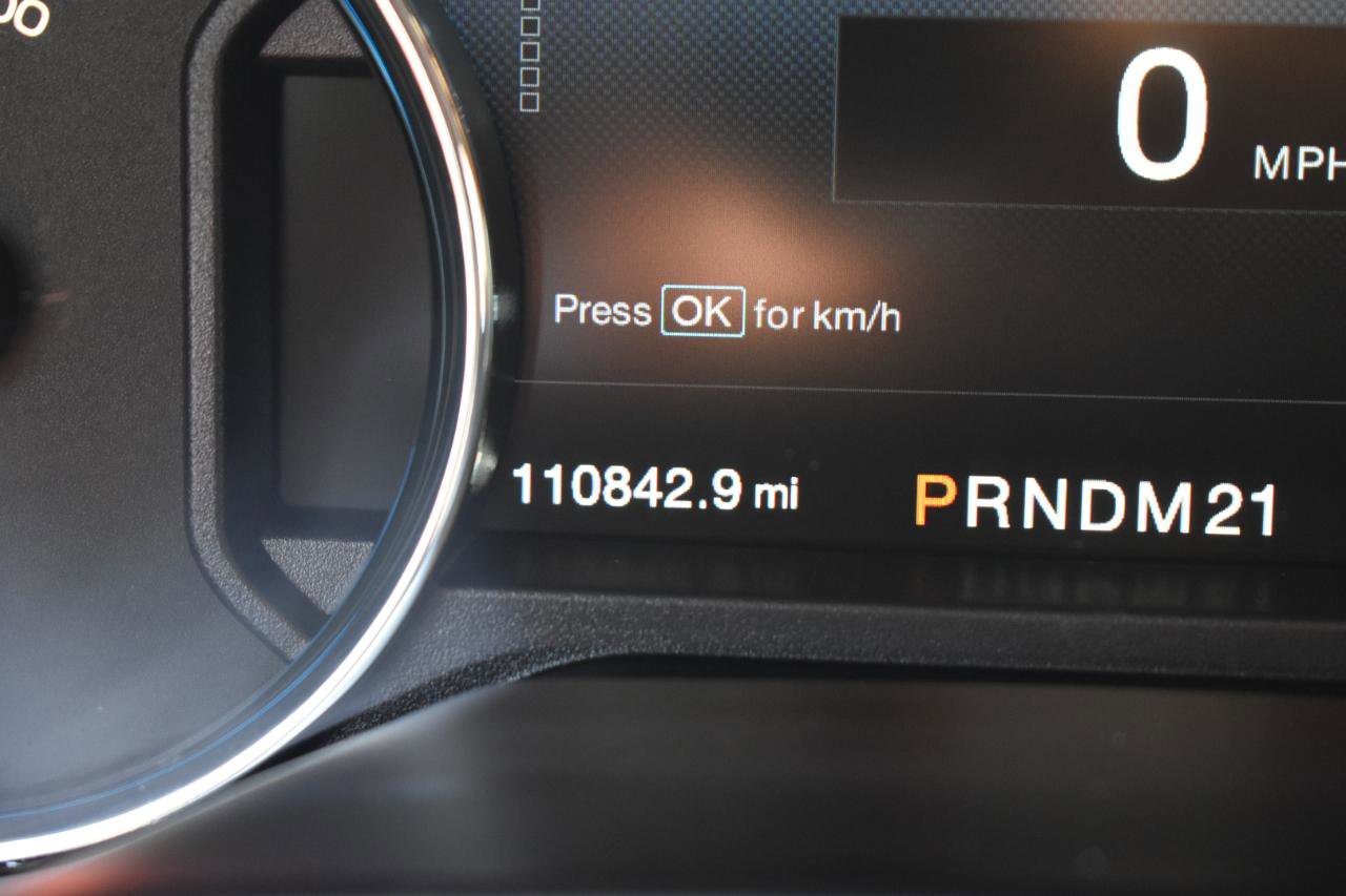 Used 2015 Ford F150 Lariat w/ Equipment Group 502A Luxury AWD/4WD image 19