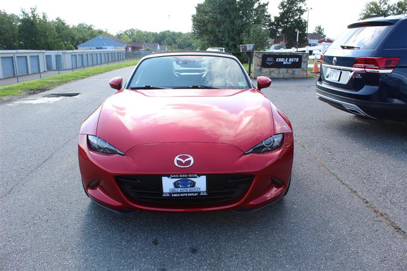 Used 2016 MAZDA MX-5 Miata Grand Touring RWD image 2