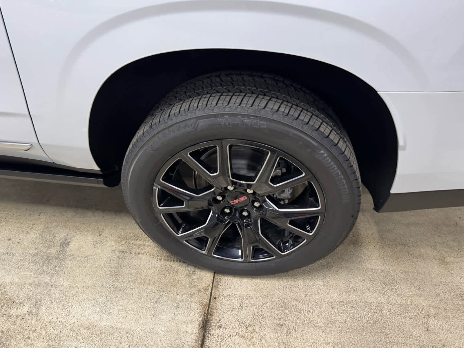 New 2026 GMC Yukon XL Denali w/ Sun & Power Step Package image 9