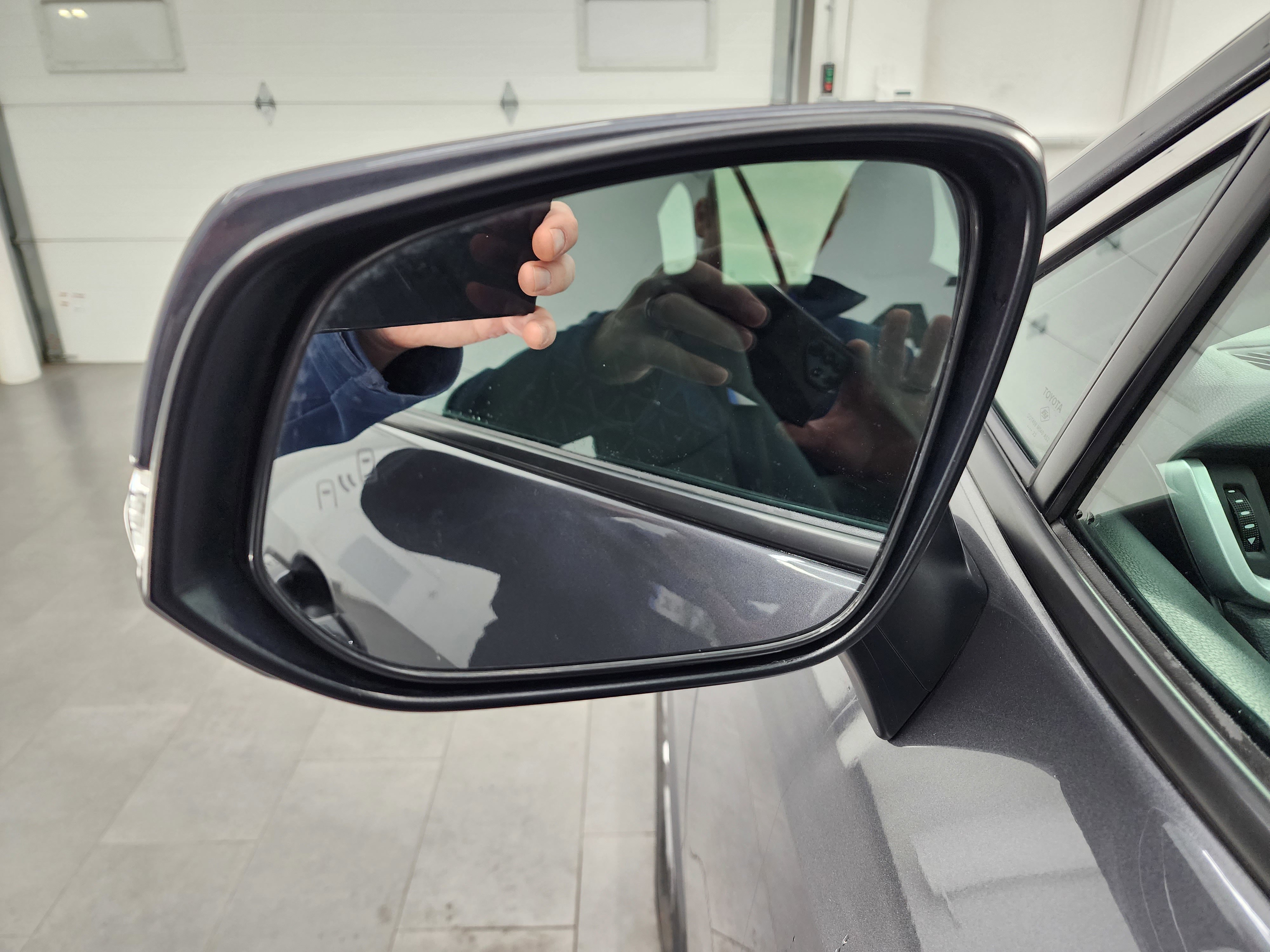 Used 2024 Toyota RAV4 XLE image 32