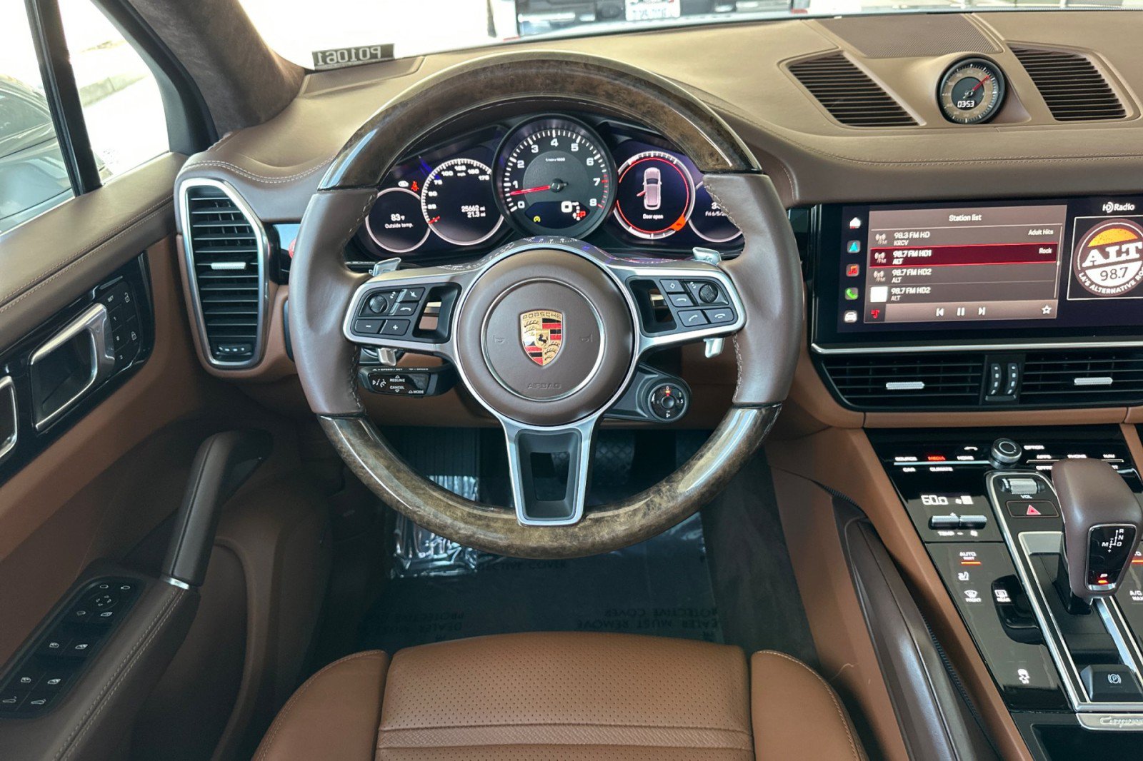 Certified 2023 Porsche Cayenne AWD/4WD image 14