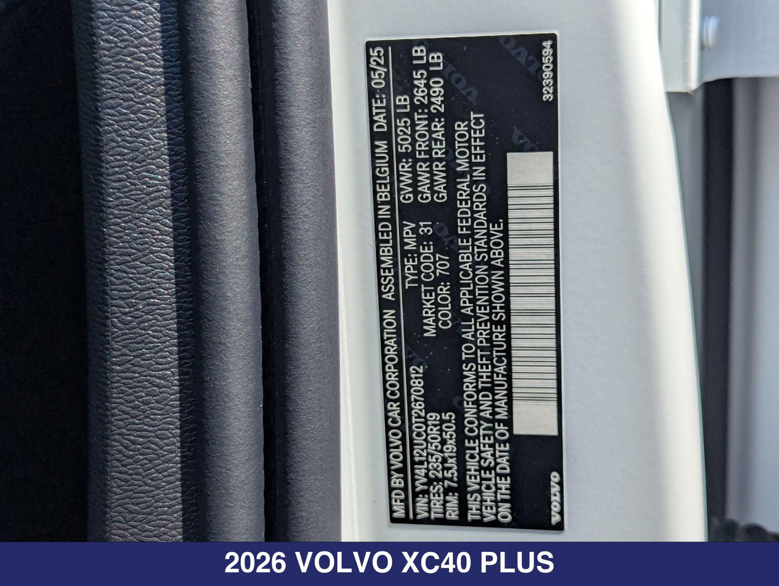 New 2026 Volvo XC40 B5 Plus w/ Protection Package Premier AWD/4WD image 27