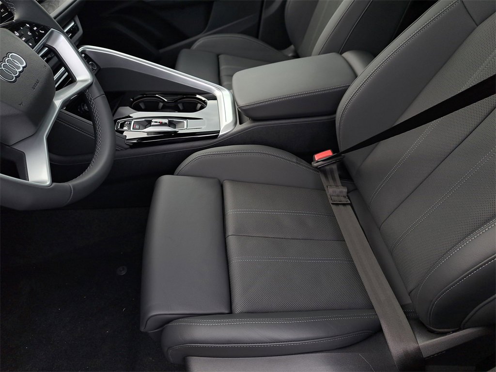 New 2025 Audi Q5 Premium Plus image 18