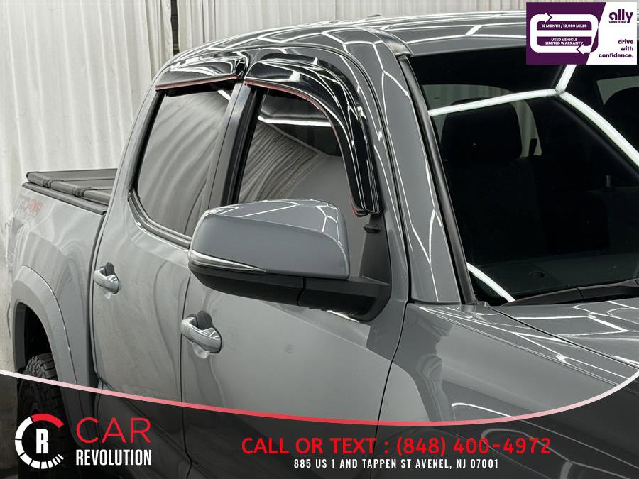 Used 2020 Toyota Tacoma TRD Sport w/ Blackout Package AWD/4WD image 36
