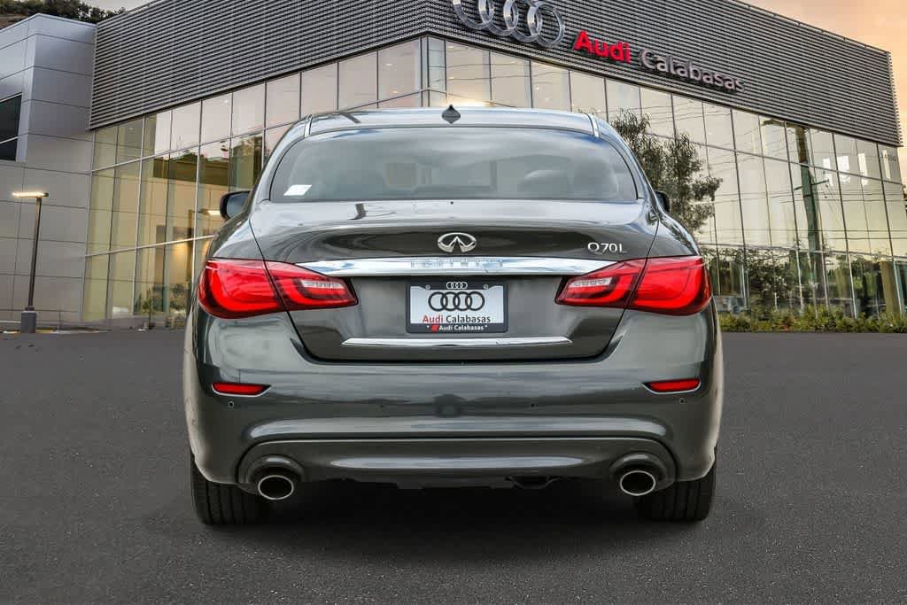 Used 2015 INFINITI Q70 L 3.7 w/ Deluxe Touring Package RWD image 3