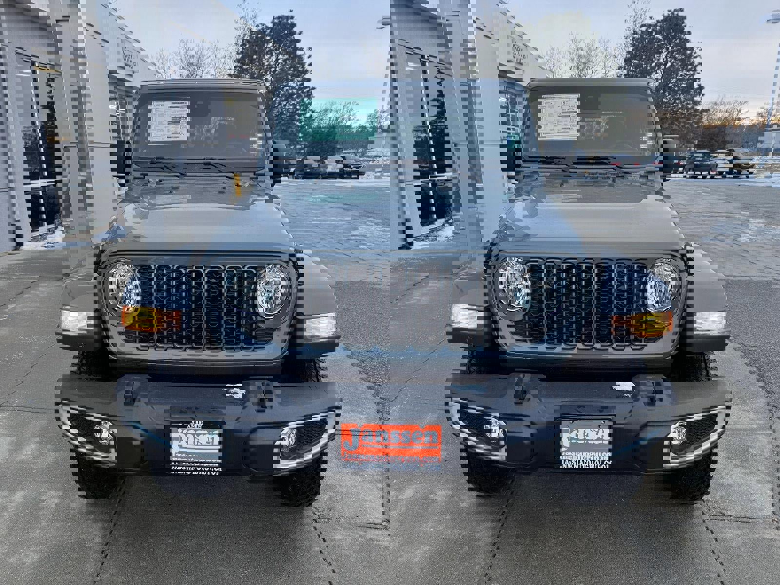 New 2025 Jeep Gladiator Sport image 4