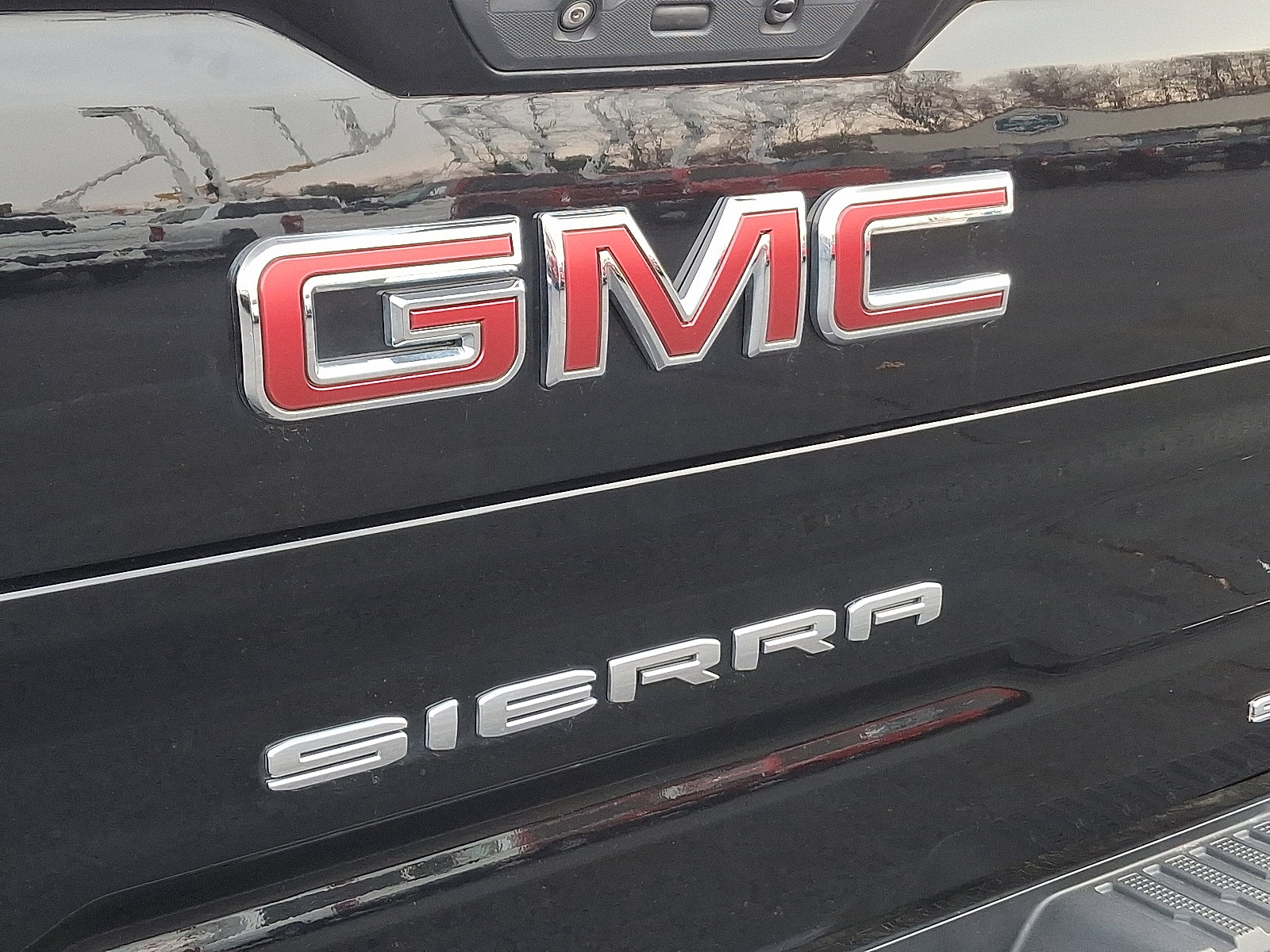 Used 2019 GMC Sierra 1500 SLT image 31