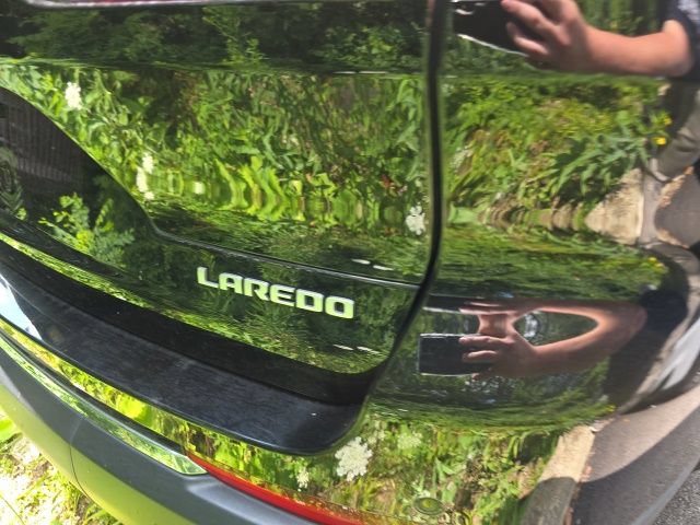 Used 2025 Jeep Grand Cherokee L Laredo AWD/4WD image 7