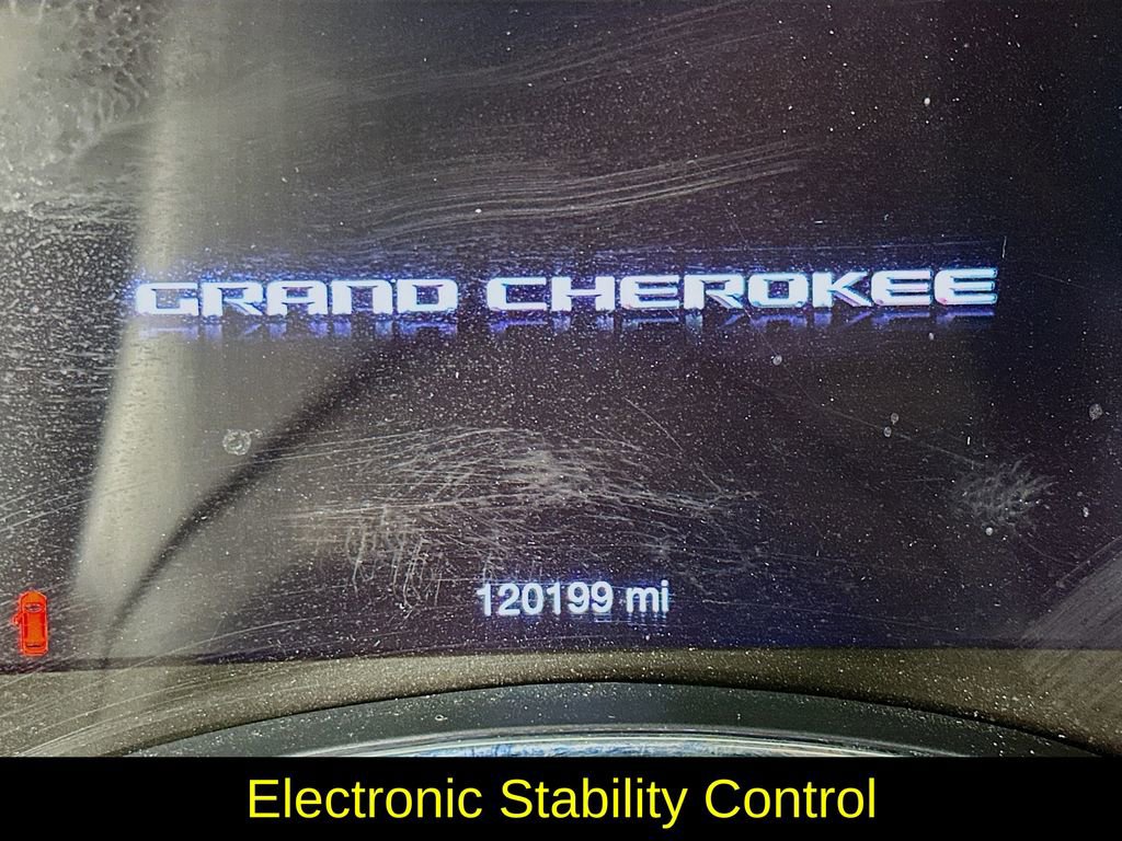 Used 2016 Jeep Grand Cherokee Laredo 75th Anniversary image 17