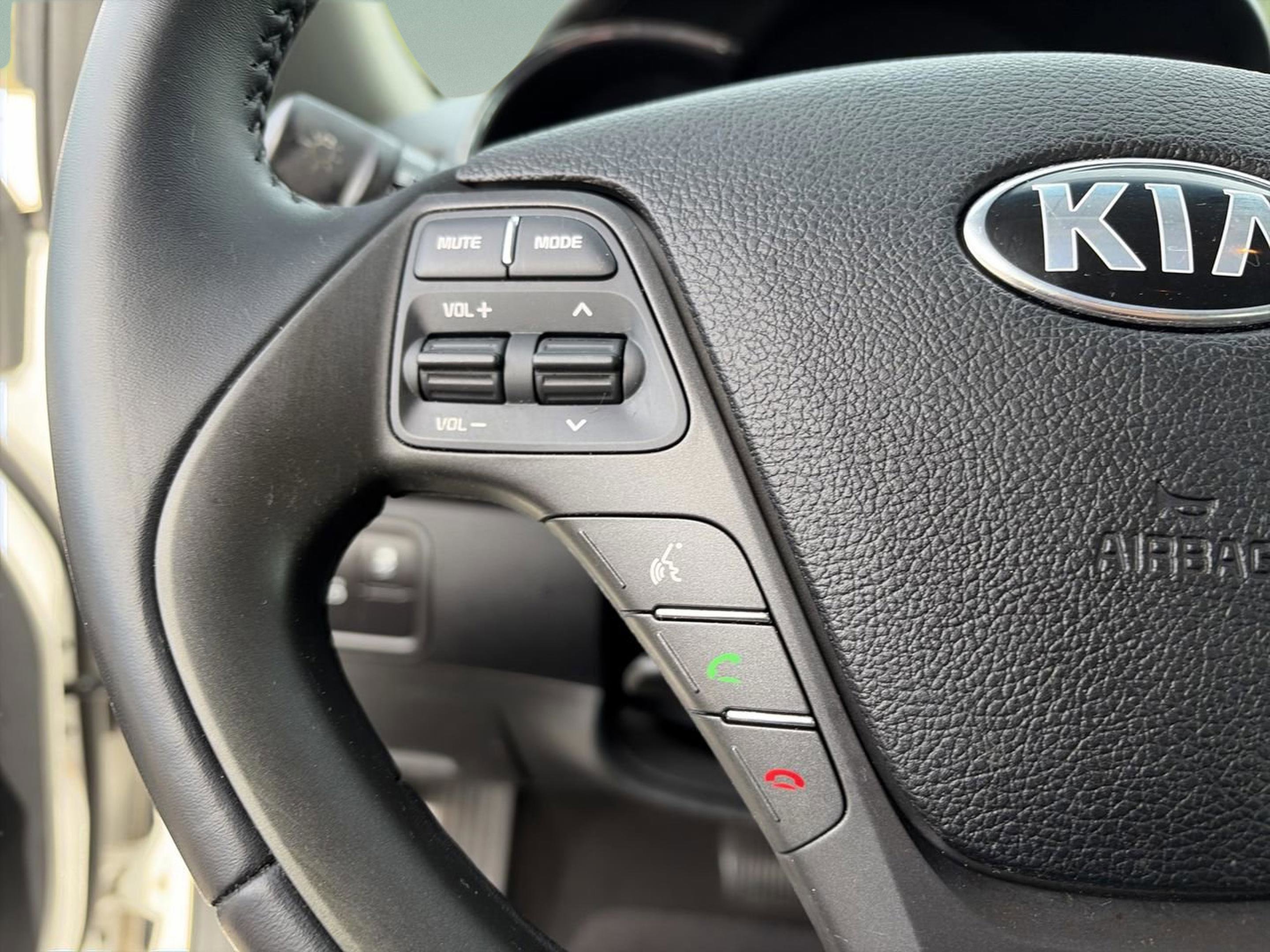 Used 2016 Kia Forte EX image 13