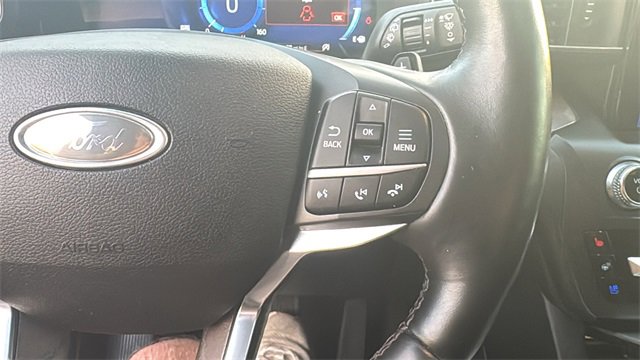 Used 2020 Ford Explorer Platinum w/ Premium Technology Package image 18