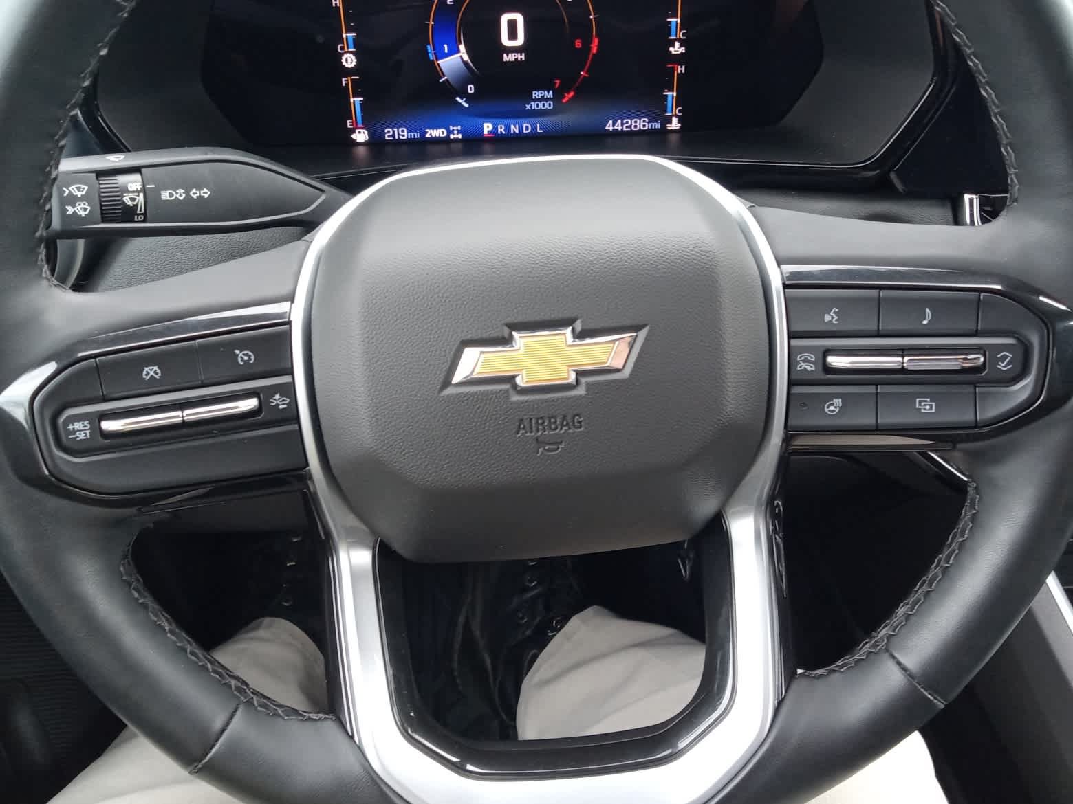 Used 2023 Chevrolet Colorado LT w/ LT Convenience Package III AWD/4WD image 15