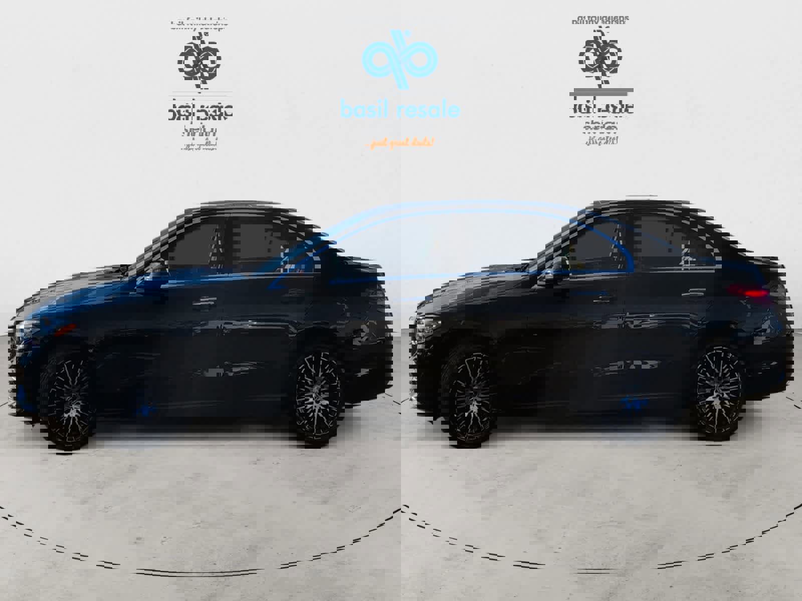 Used 2025 Mercedes-Benz C 300 4MATIC Sedan image 5