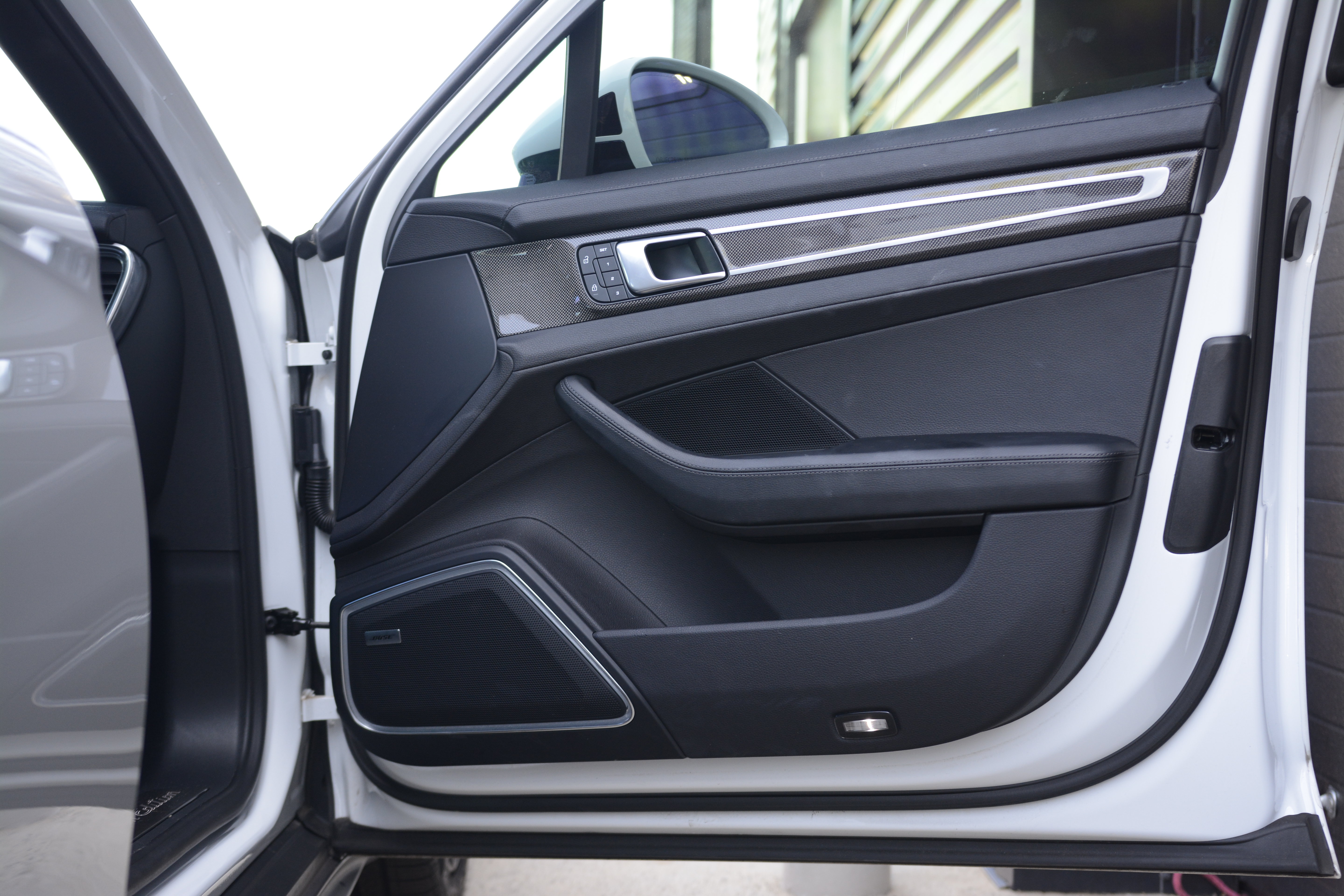 Certified 2023 Porsche Panamera Platinum Edition RWD image 25
