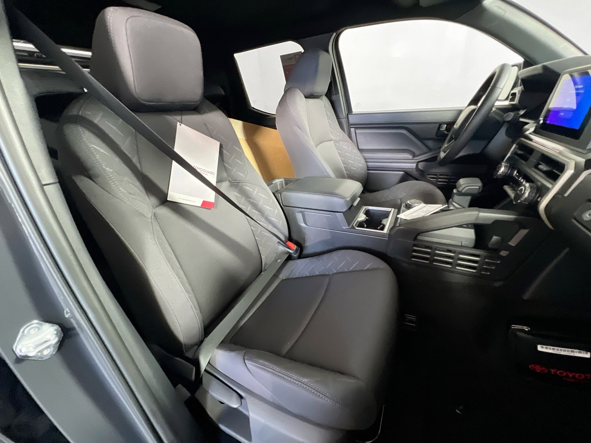 New 2025 Toyota Tacoma SR5 image 31