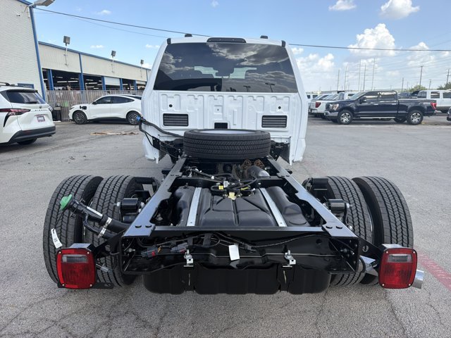New 2027 Ford F450 Lariat AWD/4WD image 4