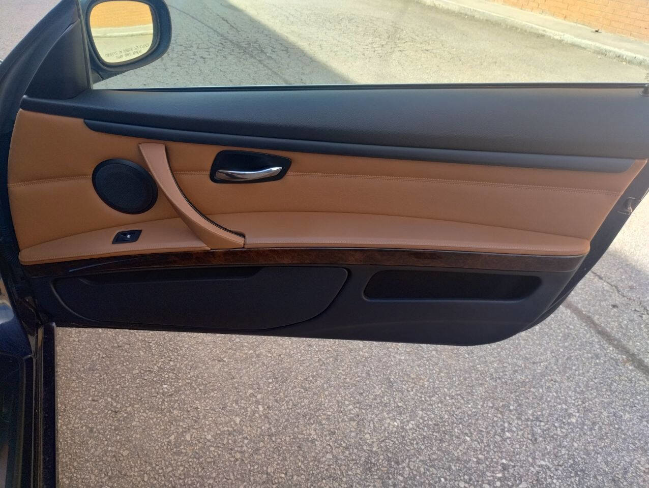 Used 2010 BMW 335i xDrive Coupe w/ Premium Pkg image 12