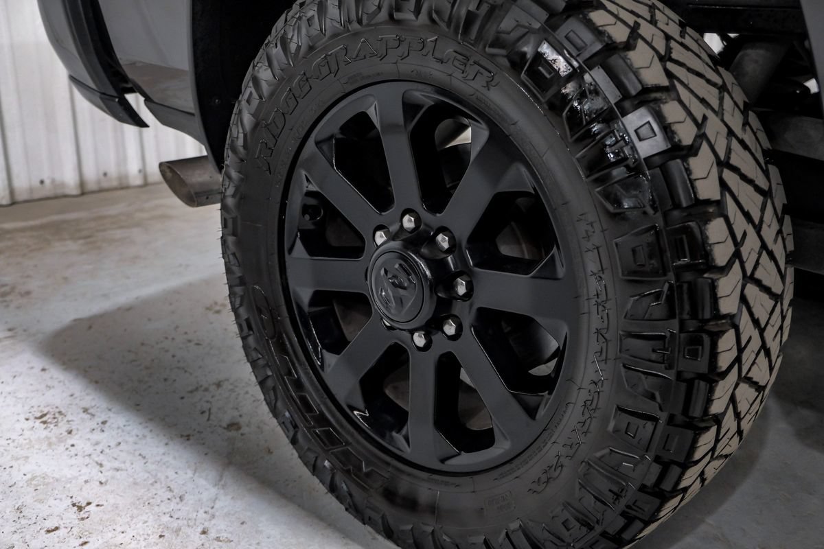 Used 2025 RAM 2500 Laramie AWD/4WD image 52