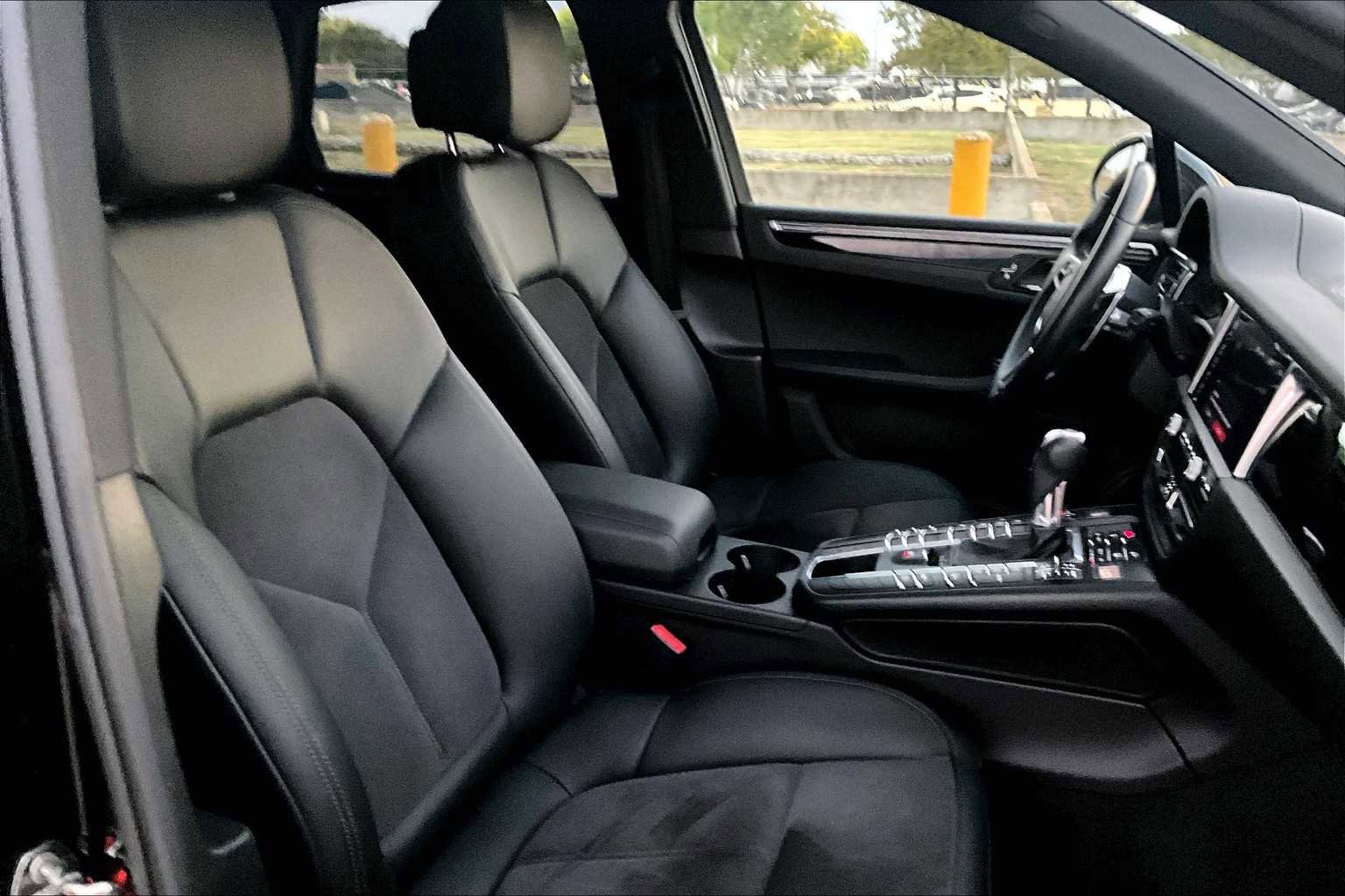 Used 2021 Porsche Macan image 18