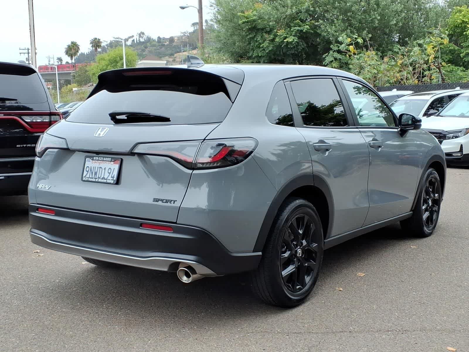 Used 2025 Honda HR-V Sport image 4