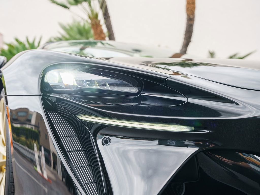 New 2026 McLaren Artura Spider image 6