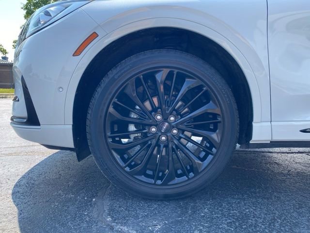 Used 2023 Lincoln Corsair Reserve w/ Equipment Group 202A image 15