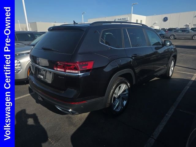 Used 2023 Volkswagen Atlas SE w/ Panoramic Sunroof Package image 3