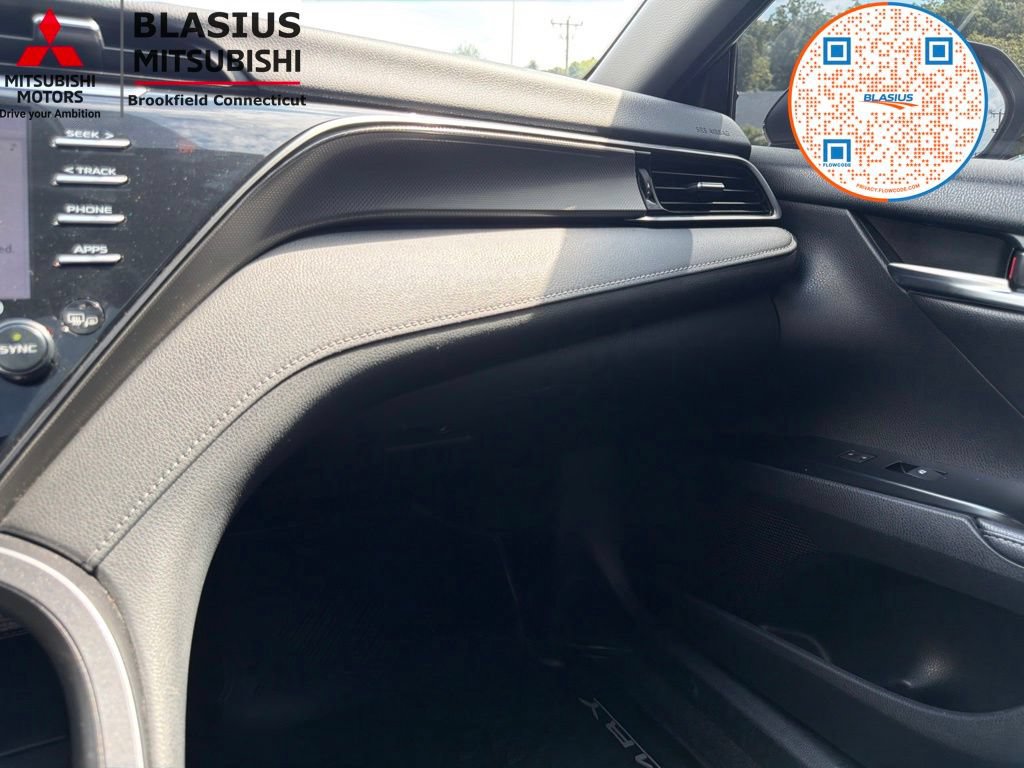 Used 2019 Toyota Camry XSE FWD image 32