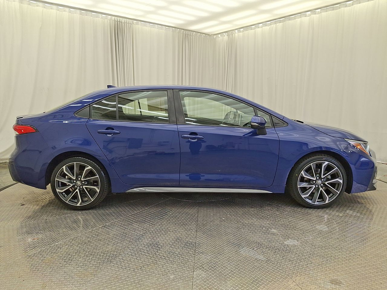 Certified 2021 Toyota Corolla SE w/ SE Premium Package FWD image 26