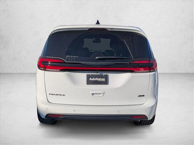 New 2026 Chrysler Pacifica Select AWD/4WD image 8