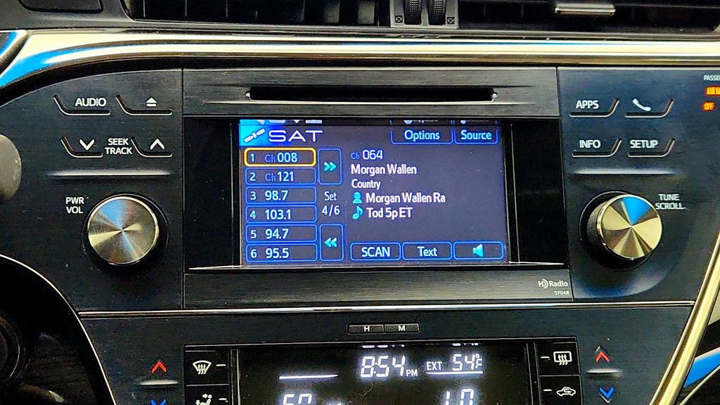 Used 2013 Toyota Avalon XLE Touring image 18