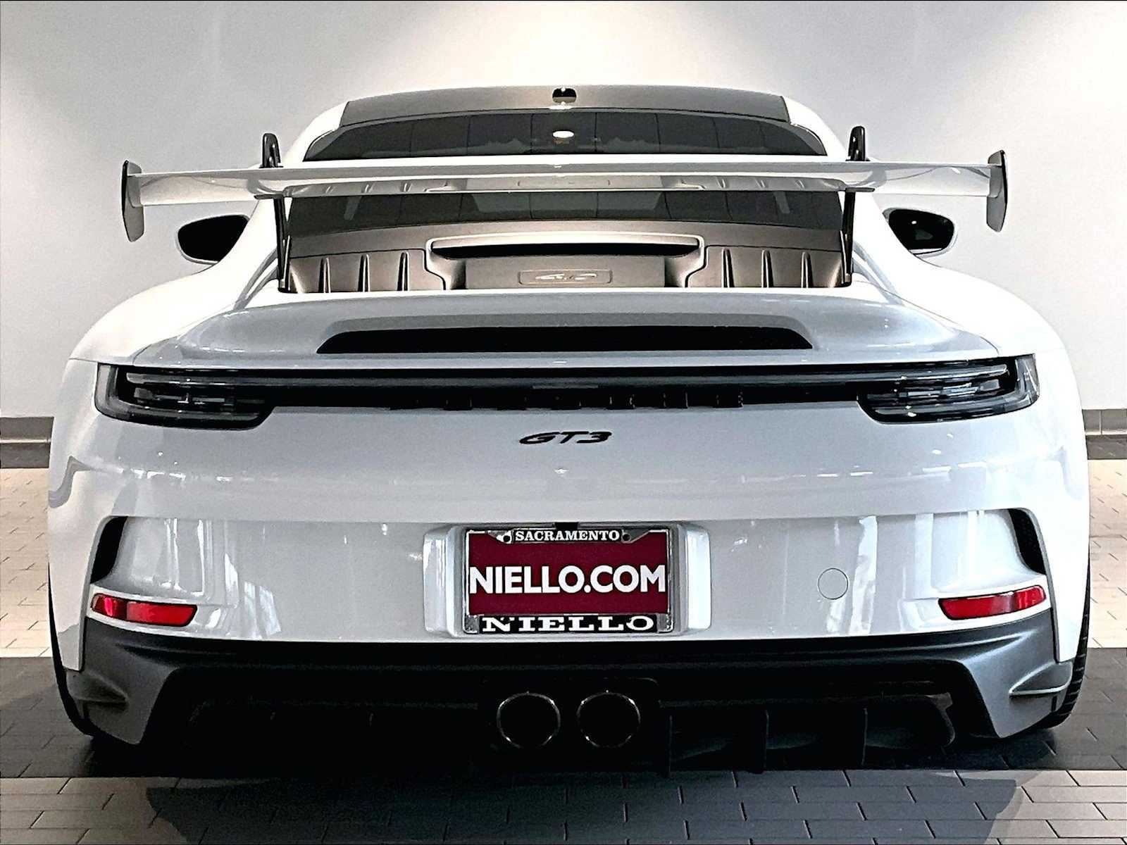 Used 2022 Porsche 911 GT3 image 9