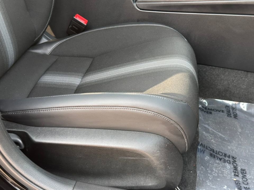 Used 2023 Honda Civic Sport image 10