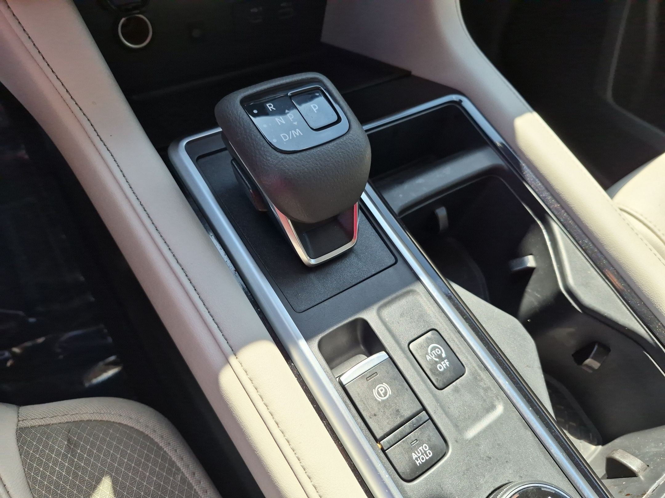 Certified 2025 Nissan Pathfinder SL AWD/4WD image 27