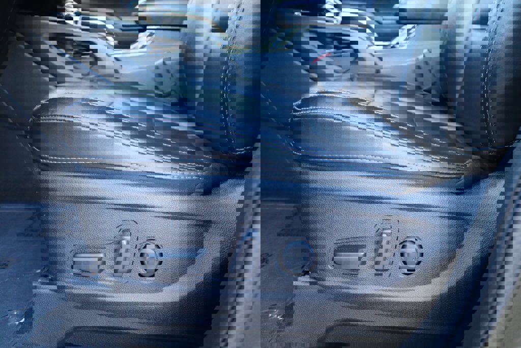 Used 2020 Kia Telluride S image 24