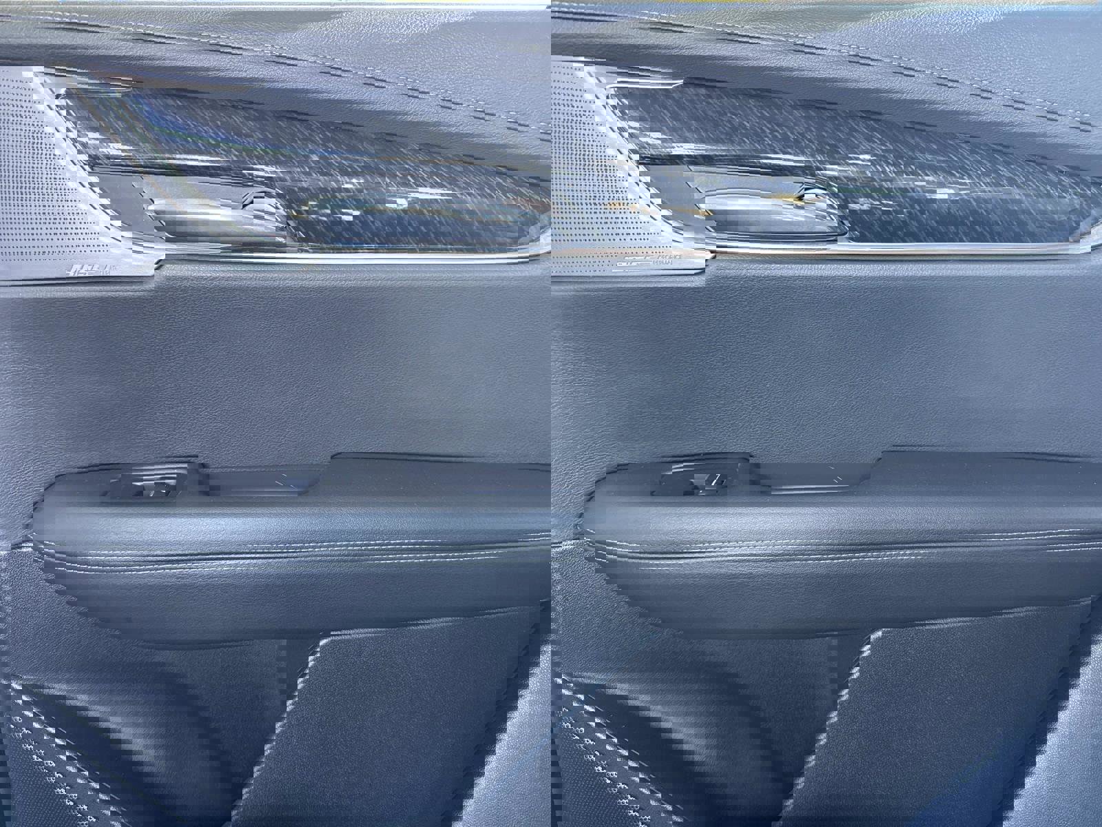 Used 2021 Cadillac XT6 Premium Luxury image 16