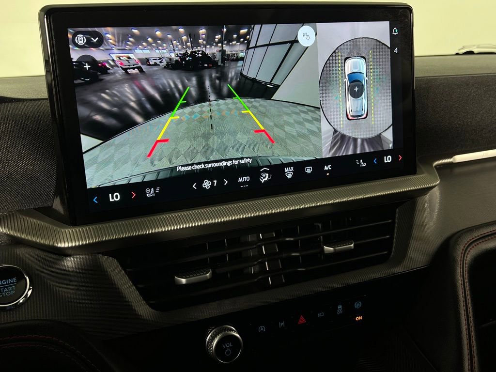 Used 2025 Ford Explorer ST-Line w/ ST-Line Street Pack image 20