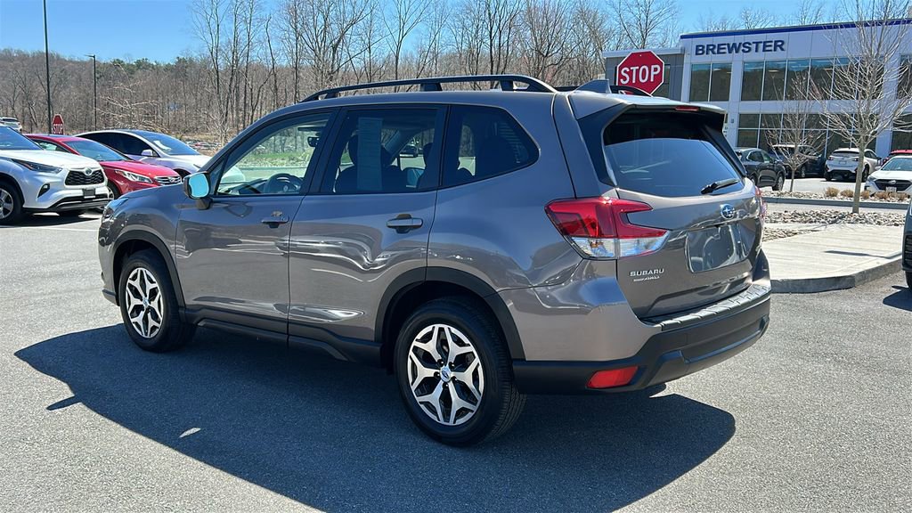 Certified 2023 Subaru Forester Premium AWD/4WD image 6