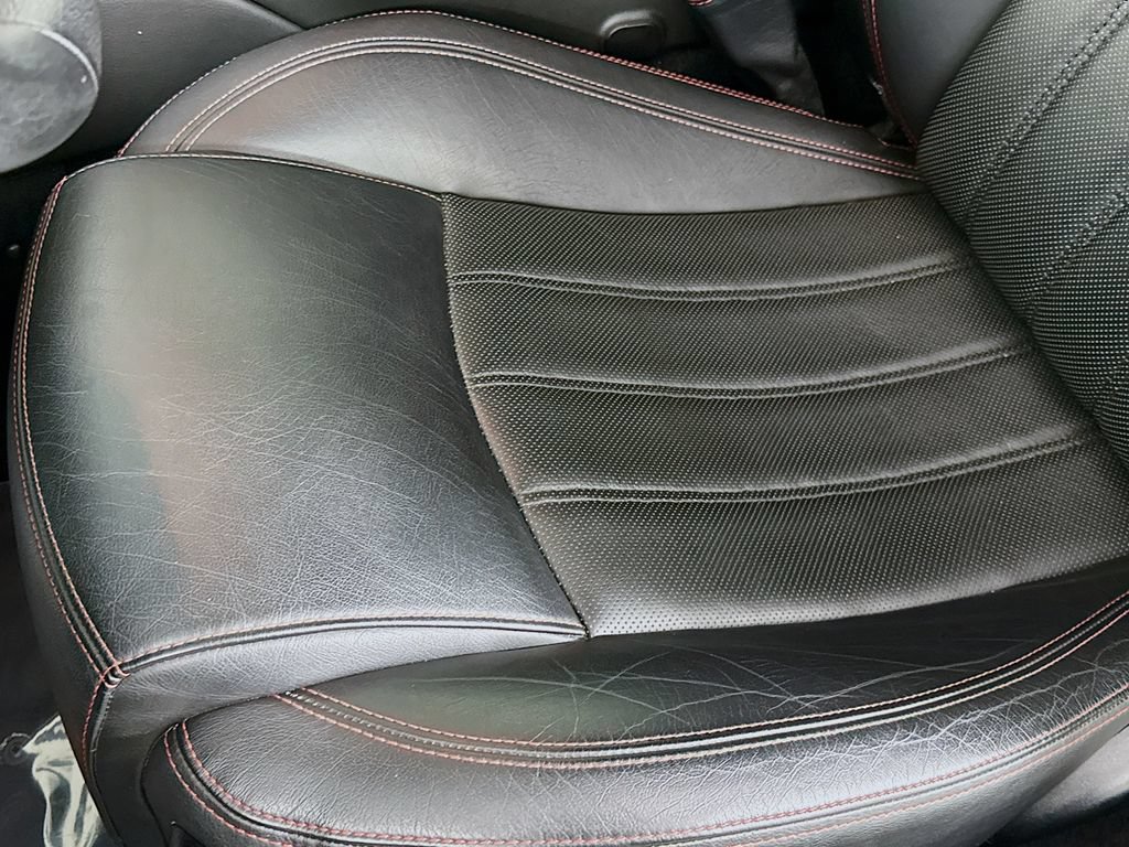 Used 2013 Maserati GranTurismo Convertible RWD image 27