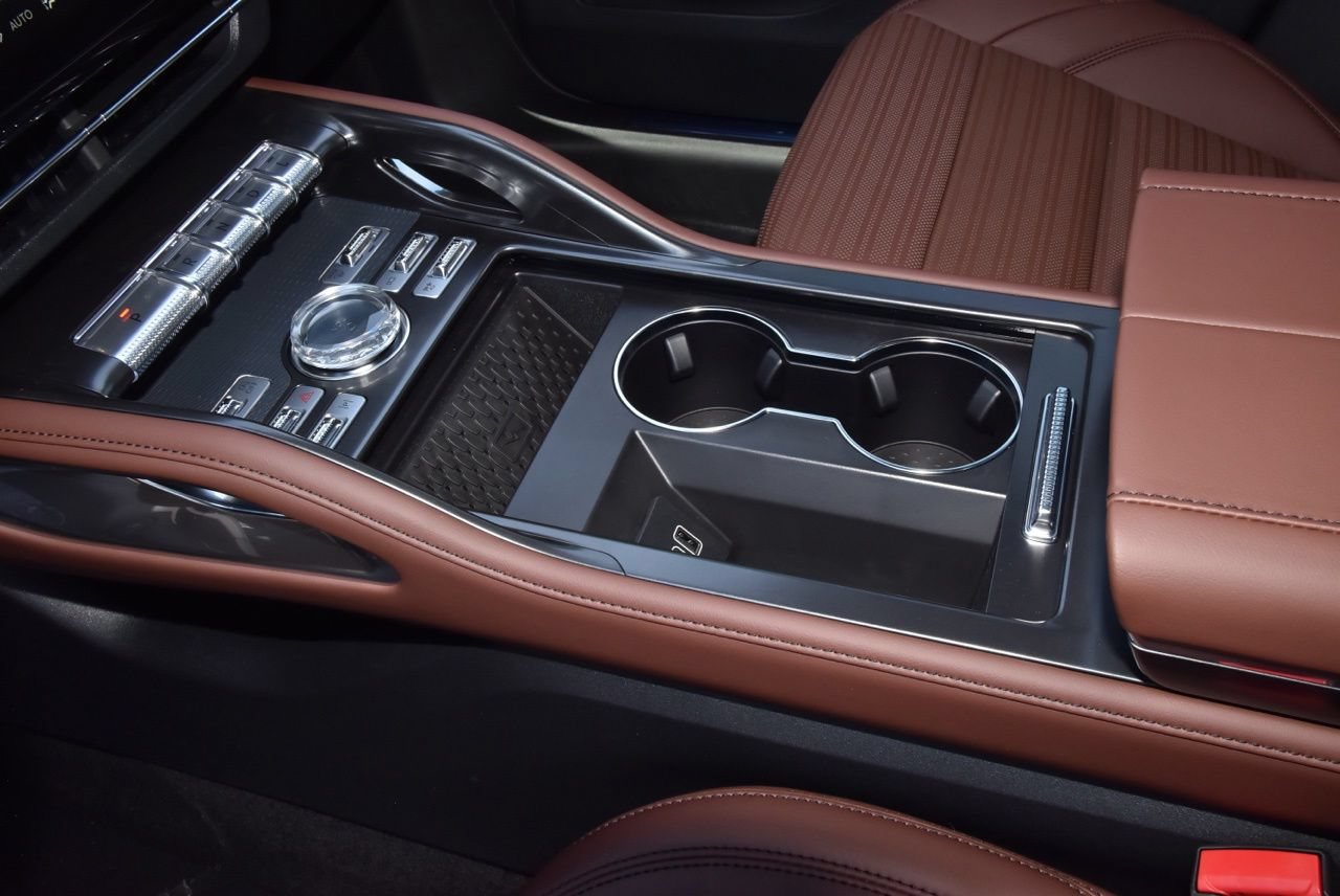 New 2026 Lincoln Nautilus Reserve w/ Jet Appearance Package AWD/4WD image 59