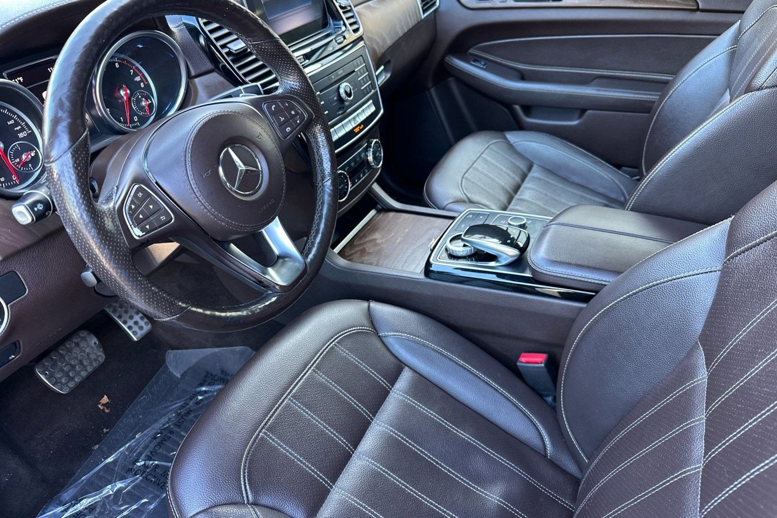 Used 2019 Mercedes-Benz GLS 450 4MATIC image 4