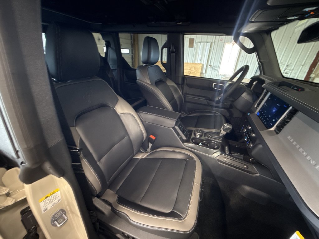 New 2026 Ford Bronco Outer Banks AWD/4WD image 26