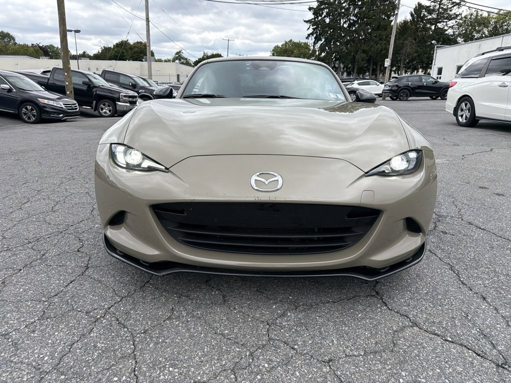 Used 2024 MAZDA MX-5 Miata RF Club RWD image 2