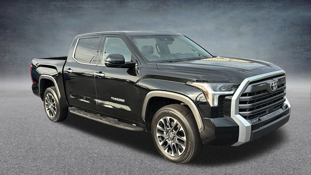 Used 2025 Toyota Tundra Limited AWD/4WD image 2